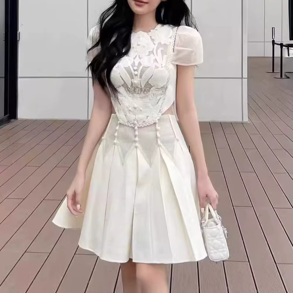 Casual Round Neck Short Sleeves Patchwork Embroidery Mini Dress - Image 3