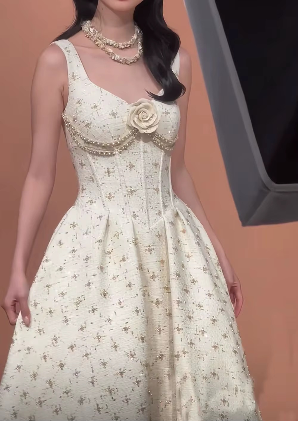 Elegant Square Neck Sleeveless Patchwork Chain Flower Maxi Dress - Image 3