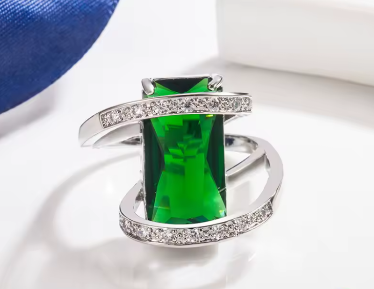 Elegant Sterlin Vintage Geometric Emerald Engagement Rings - Image 7