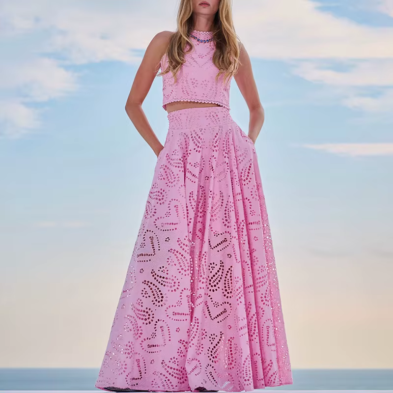 Hollow Embroidery Temperament O Neck Sleeveless Vest Skirt Set - Image 4