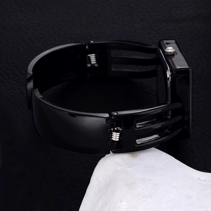 Luxury Bracelet Watches Creative Square Clock Versatile Quartz Watch - Image 6