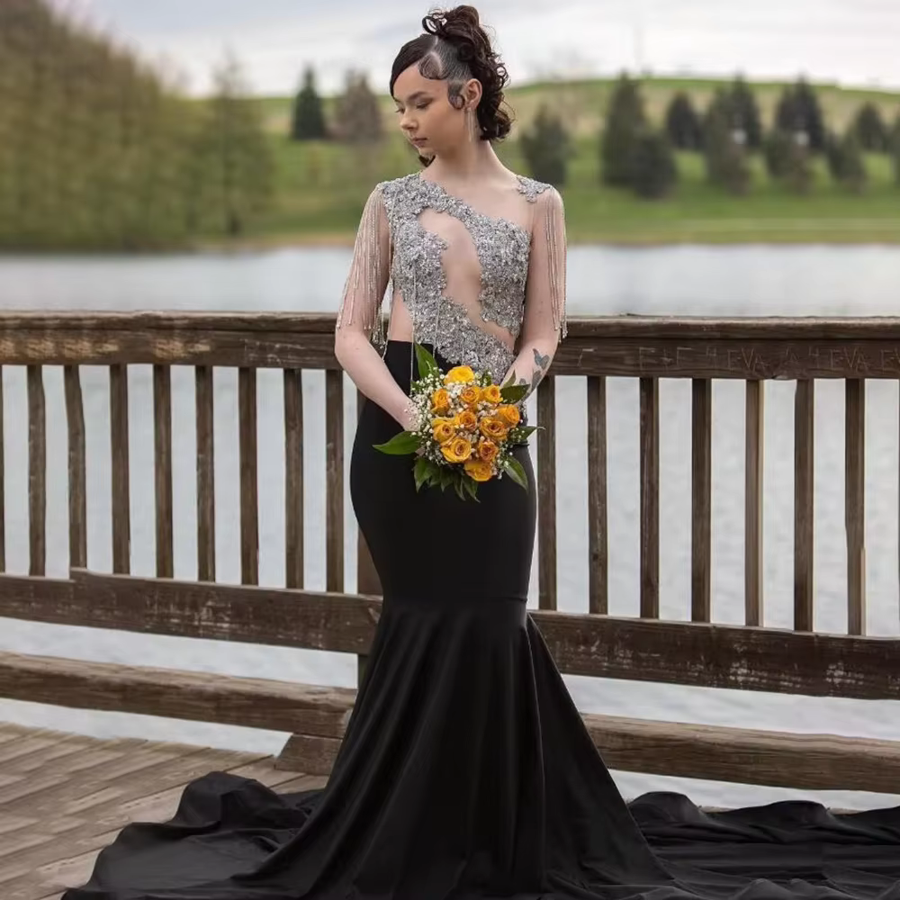 Luxury Rhinestone Applique Sheer Long Wedding Party Prom Dress