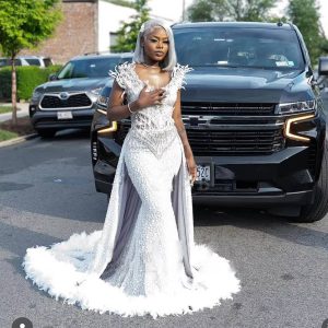 Luxury Rhinestone Diamond Mermaid Feather Sleeveless Long Party Prom Dress