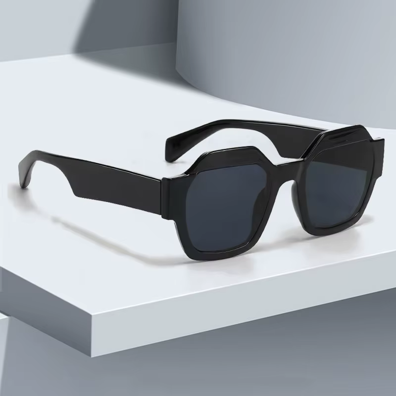 Luxury Vintage Cat Eyt V Shape Trendy and fashionable Designer Sunglasses - Image 3