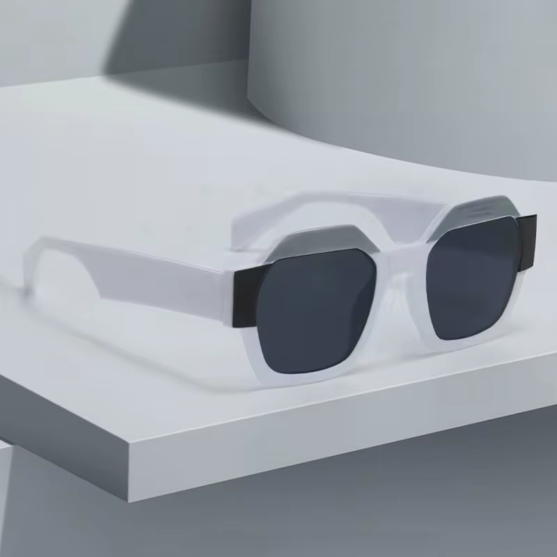 Luxury Vintage Cat Eyt V Shape Trendy and fashionable Designer Sunglasses - Image 7