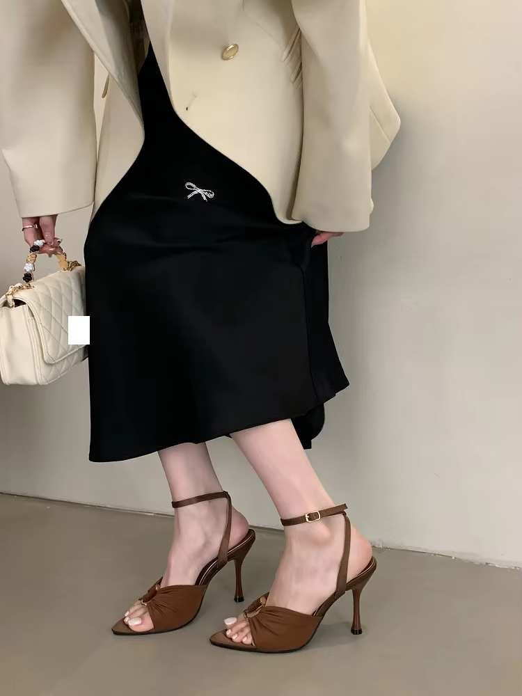 Pleated Hollow Out Buckle Strap Pointed Toe Thin High Heels - Image 5