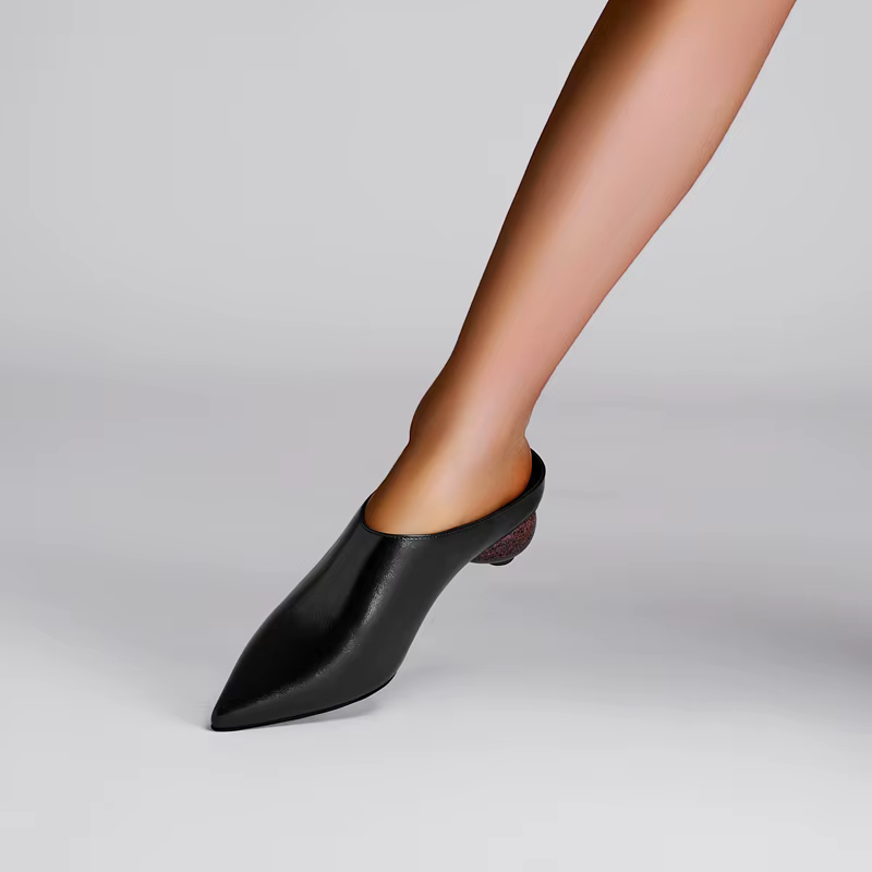 Pointed Horse Oil Leather Genuine Leather Sheepskin Large Muller Half Slippers - Image 2