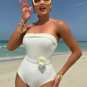 Trendy Strapless One Piece Swimsuit With 3D Flower Accessory