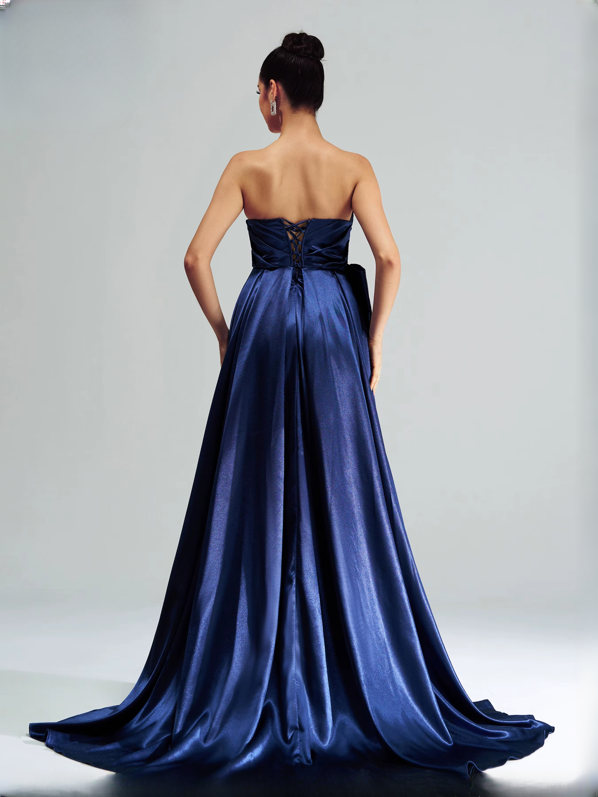 Elegant Bow Strapless A Line Split Graduation Floor Length Evening Gown - Image 7