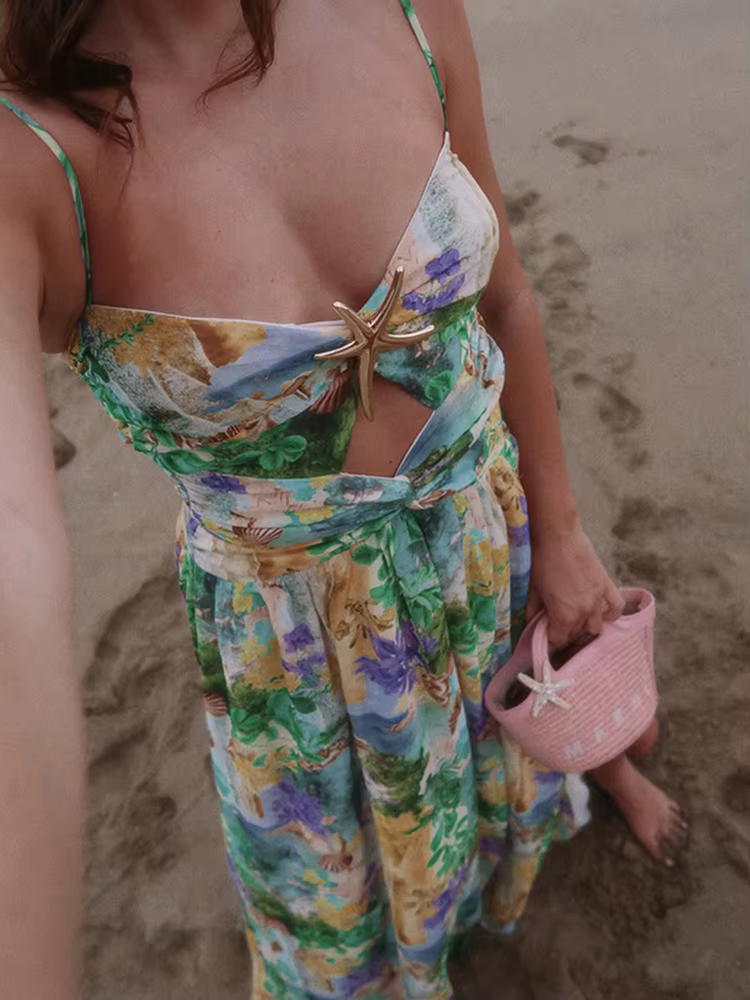 Colorful Metal Decals Backless Pleated Patchwork Hollow Side Slit Maxi Dress - Image 4