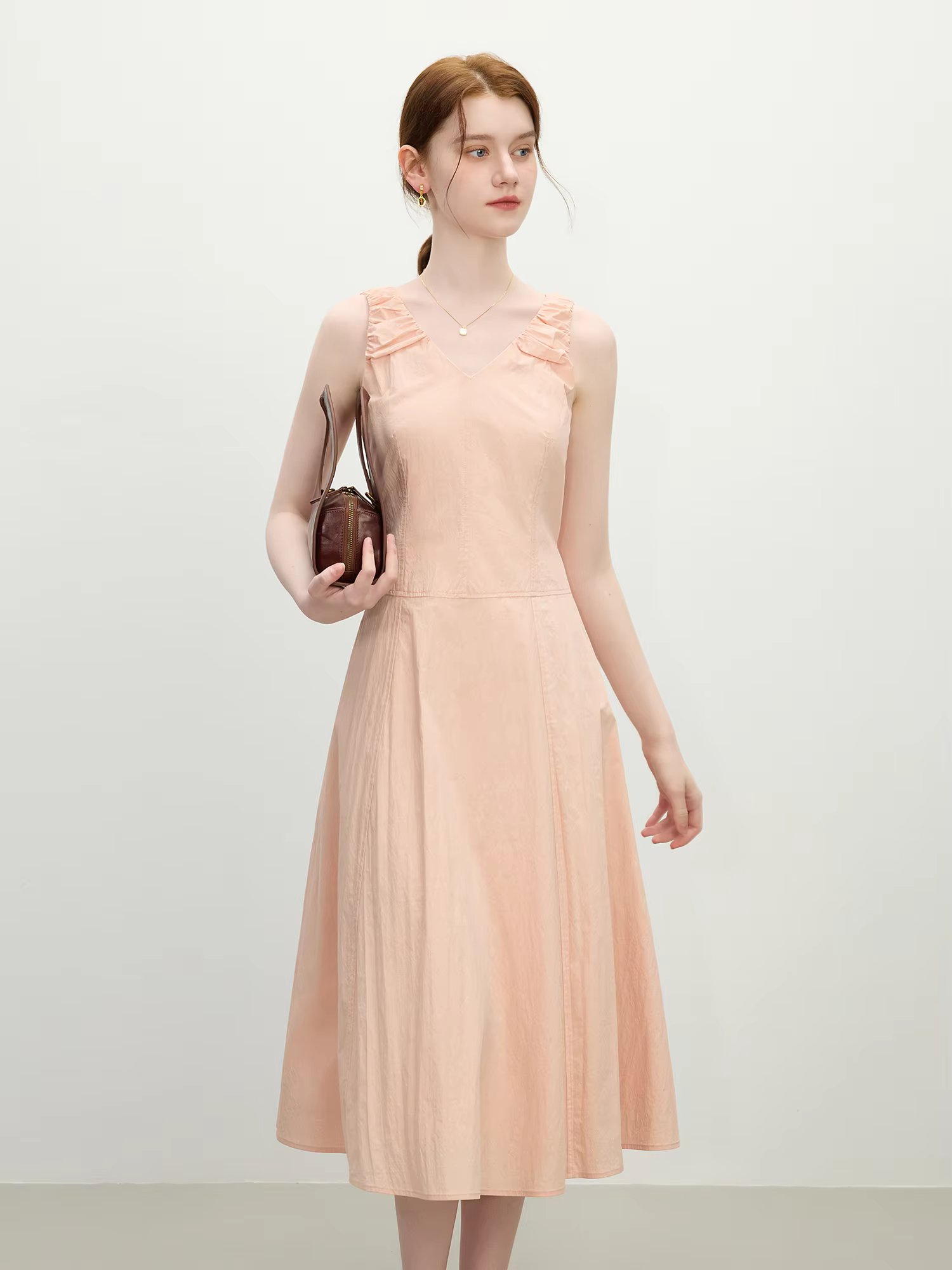 Casual V-Neck Two-Tone Gathered Straps Sleeveless A-Line Midi Dress