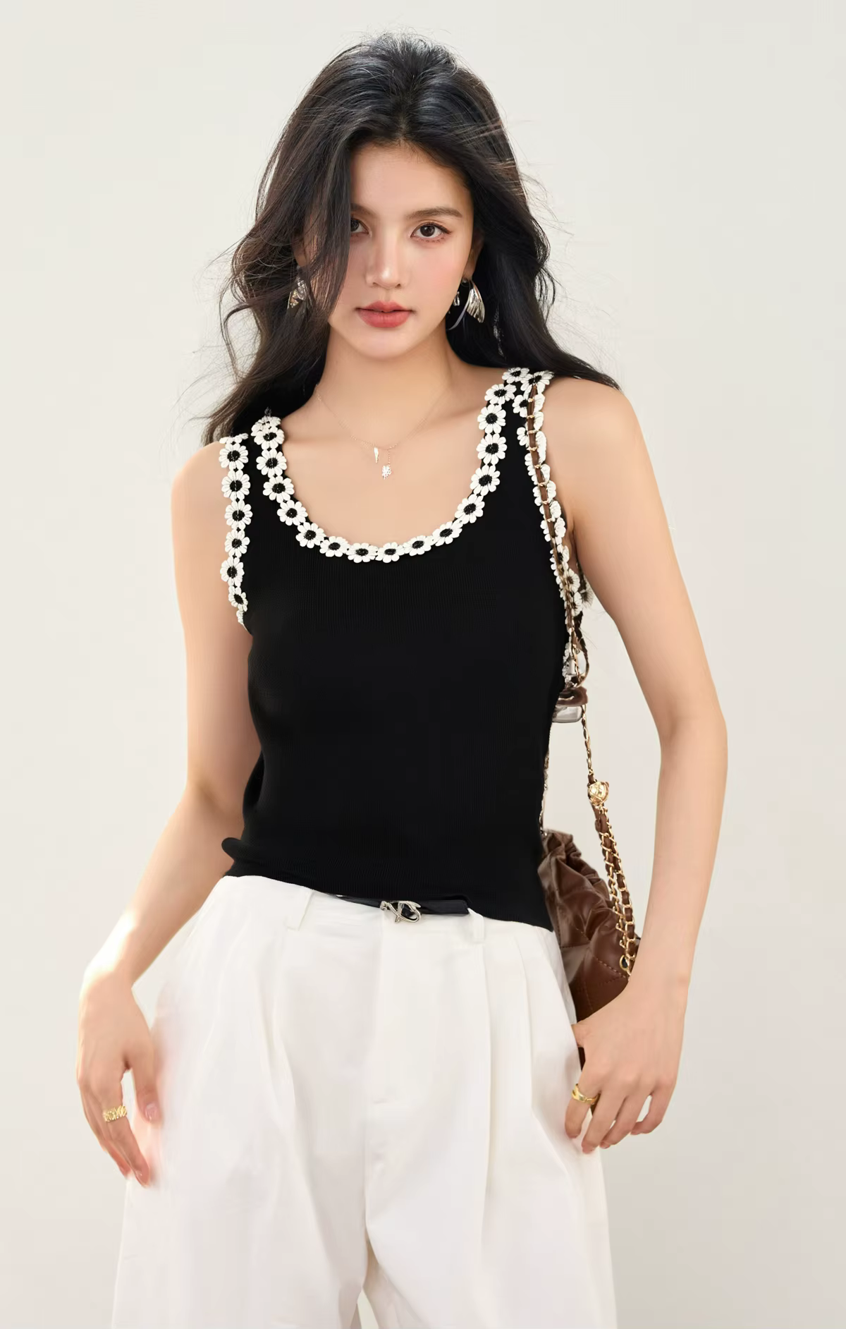 Casual sleeveless Pullover Patchwork O-Neck Dimensional Flowers Tops