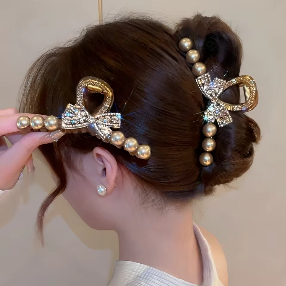 Crystal Bow Shark Pearl Solid Color Hair Clip Claws