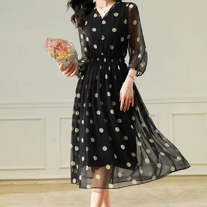 Elegant Round Dot Printing Lantern Sleeve V-neck High Waisted Gentle Long Chiffon Dress