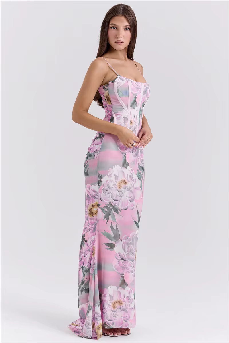 Elegant Spaghetti Strap Floor-Length Backless Sleeveless Maxi Dress - Image 5