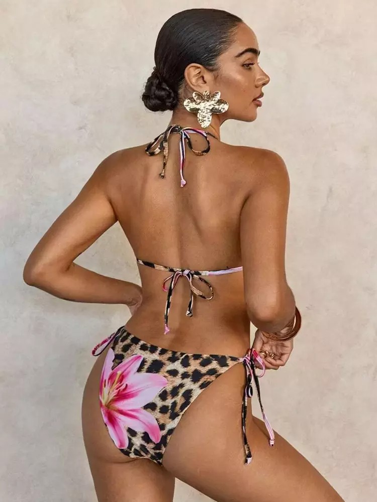 Fashion Leopard Print Bikini With Floral Accents For Beachwear - Image 3