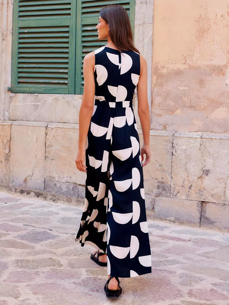 Elegant Jewel Printed Sleeveless High Waist And Belt Jumpsuit - Image 2