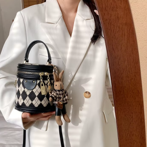 Luxury Zipper Leather Bucket Trend Small Handbags With Dolls