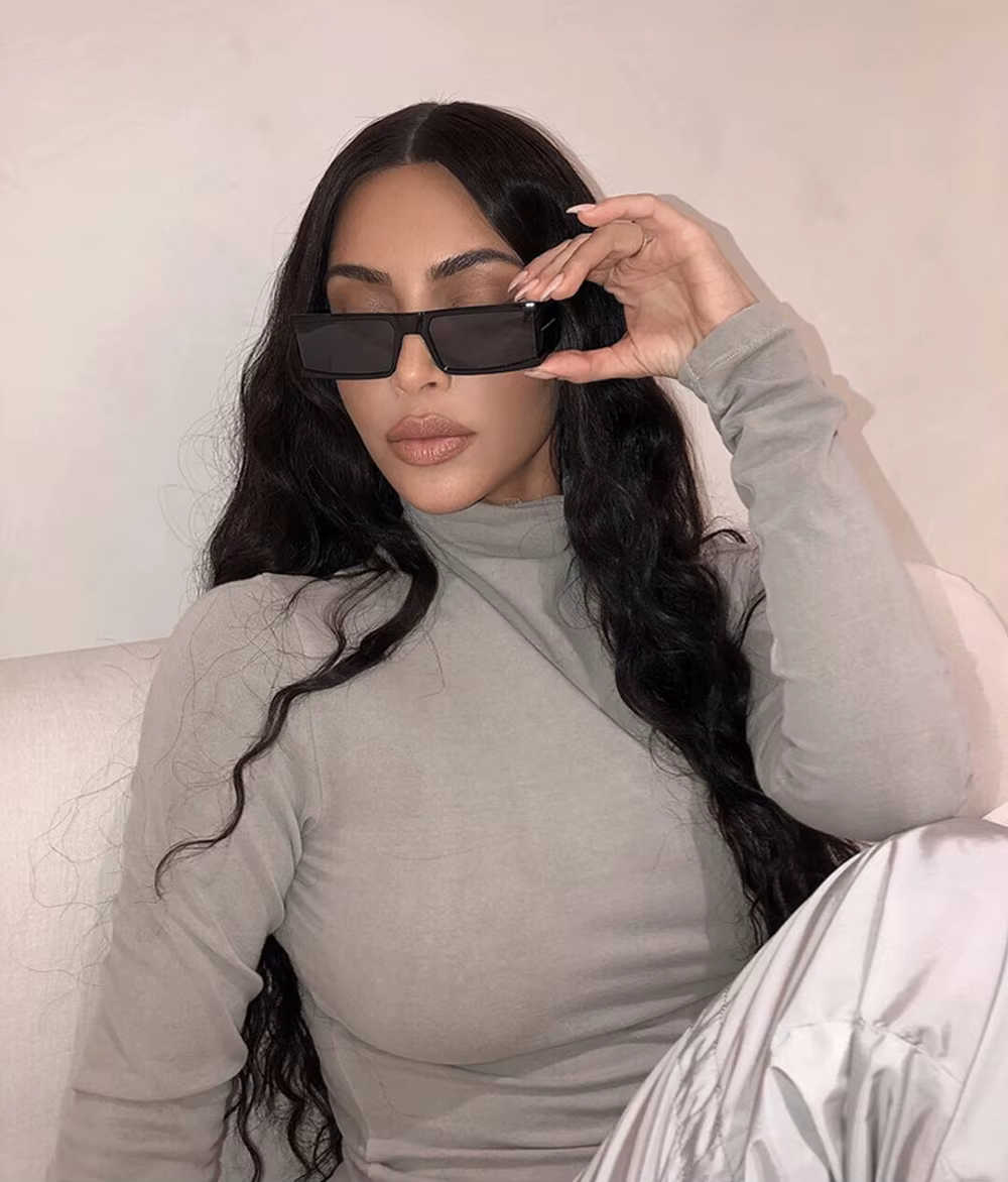 Small Frame Trending Shades UV400 Eye Retro Punk Square Sunglasses - Image 2