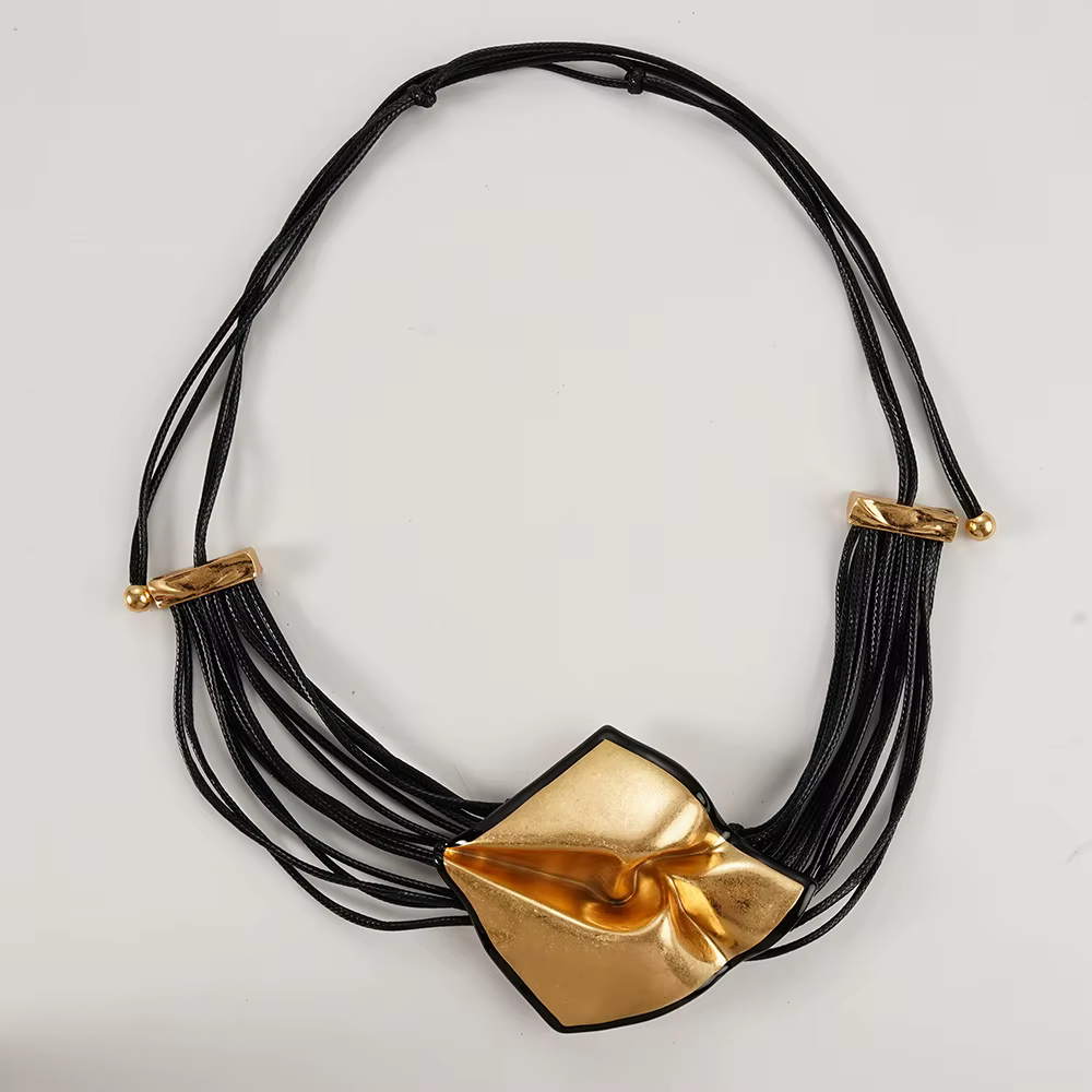 Vintage Adjustable Sweater Chain Rope Exaggerated Pendant Necklace - Image 3