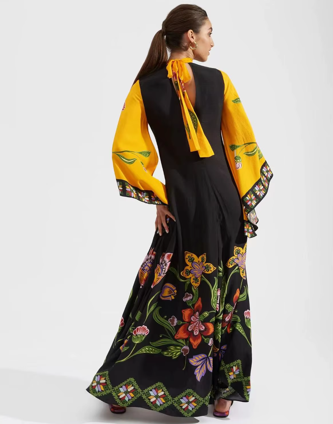 Vintage Print Stand Collar Lace-Up Irregular Sleeves Loose Maxi Dress - Image 3