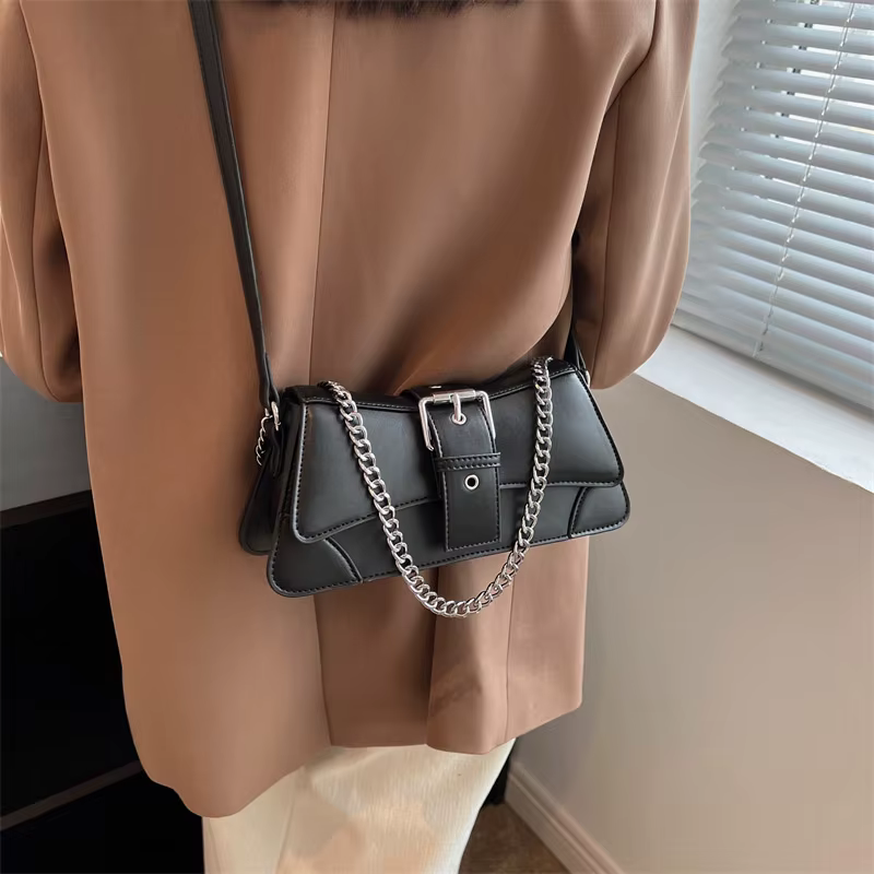 Vintage Solid color Chain Shoulder Side Bag Small PU Leather Handbag