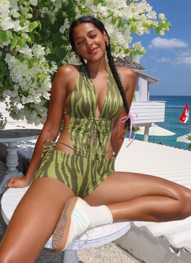 Zebra Print Deep V-Neck Backless Bandage Swimsuit Shorts Matching Beach 2 Piece Set - Image 7