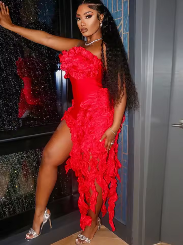 Elegant Strapless Irregular Ruffle Sleeveless Fringed Bandage Party Cocktail Midi Dress