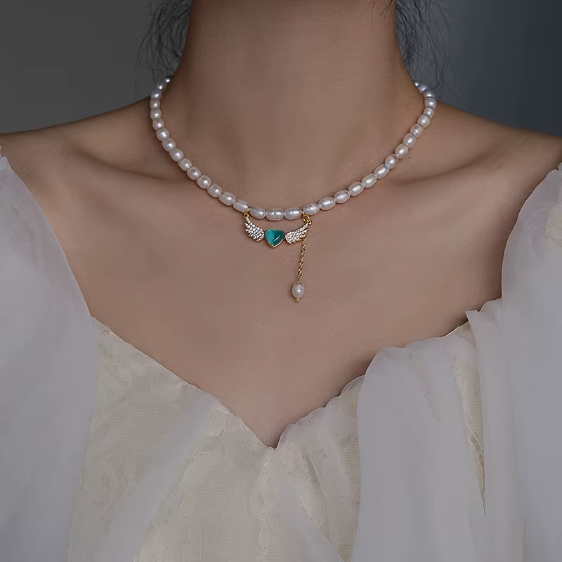 Bohemia Style Angel Wings Natural Freshwater Pearl Pendant Necklace