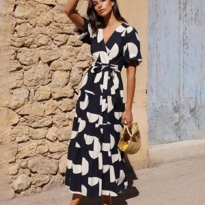 Bohemian Floral Print With V-neck And Side Slit Wrap Midi Dress