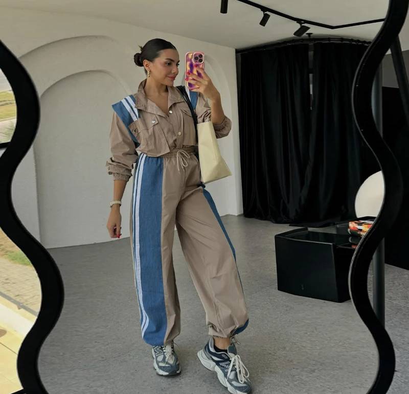 Casual Color-Block Splicing Side Stripe Design Shirt And Denim Pants 2 Piece Set - Image 4