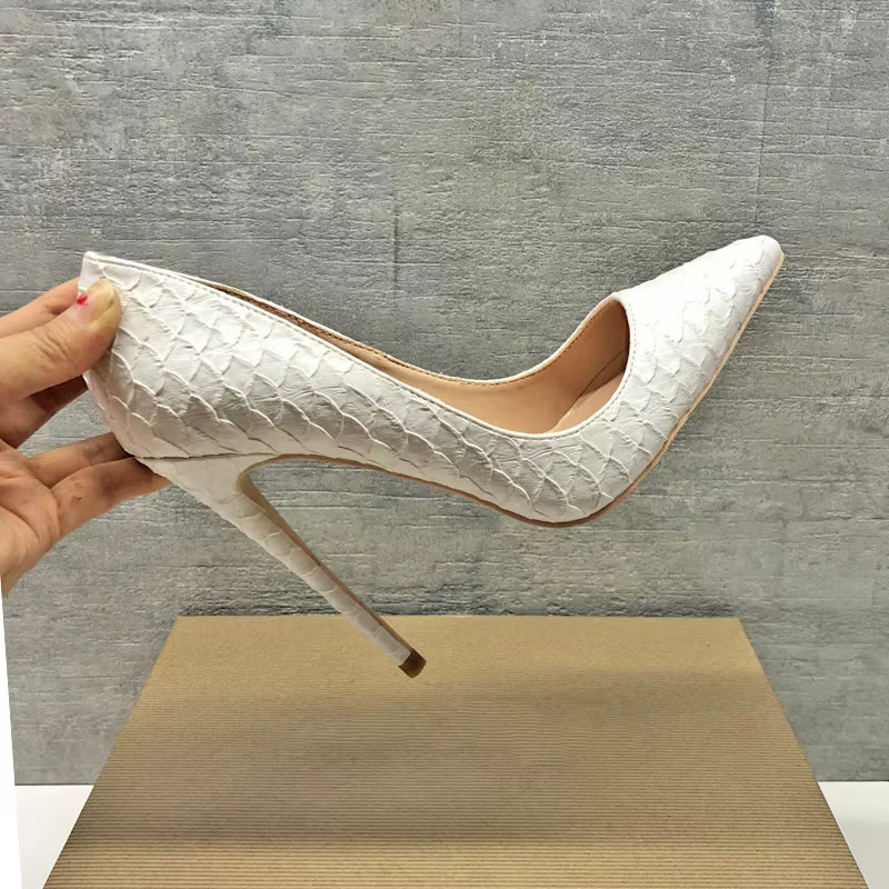 Casual Crocodile Effect Solid Pattern Pointy Pumps Chic Stiletto High Heels - Image 4