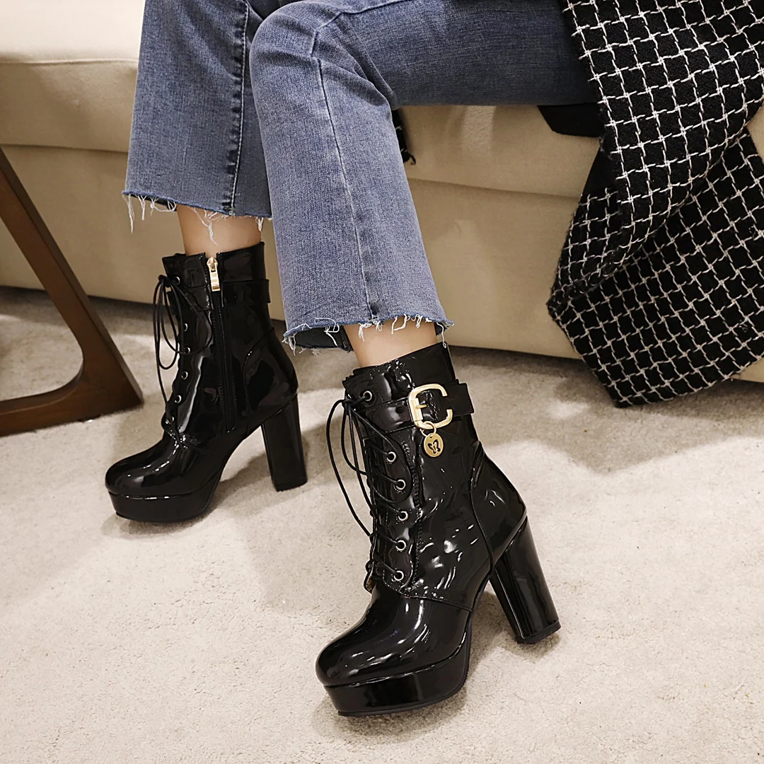 Casual Leather Lace Up Short Round Toe Square Platform Boots