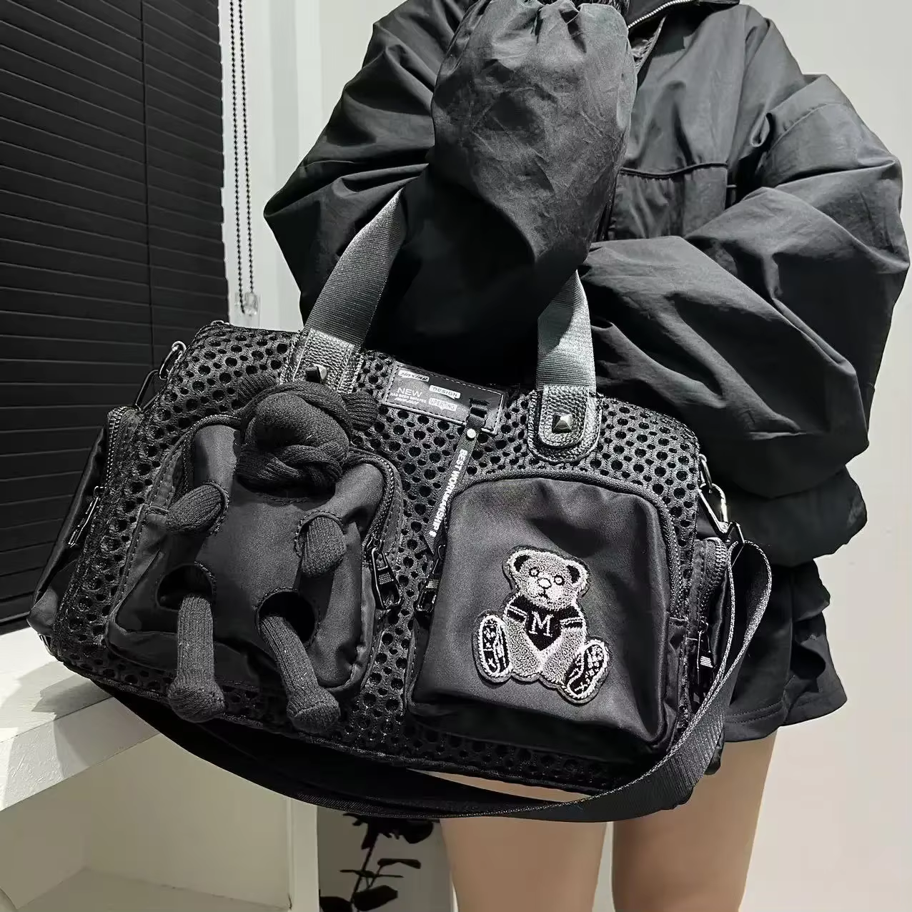 Casual Mesh Splicing Multiple Pockets Single Shoulder Diagonal Cross Bag - Image 3