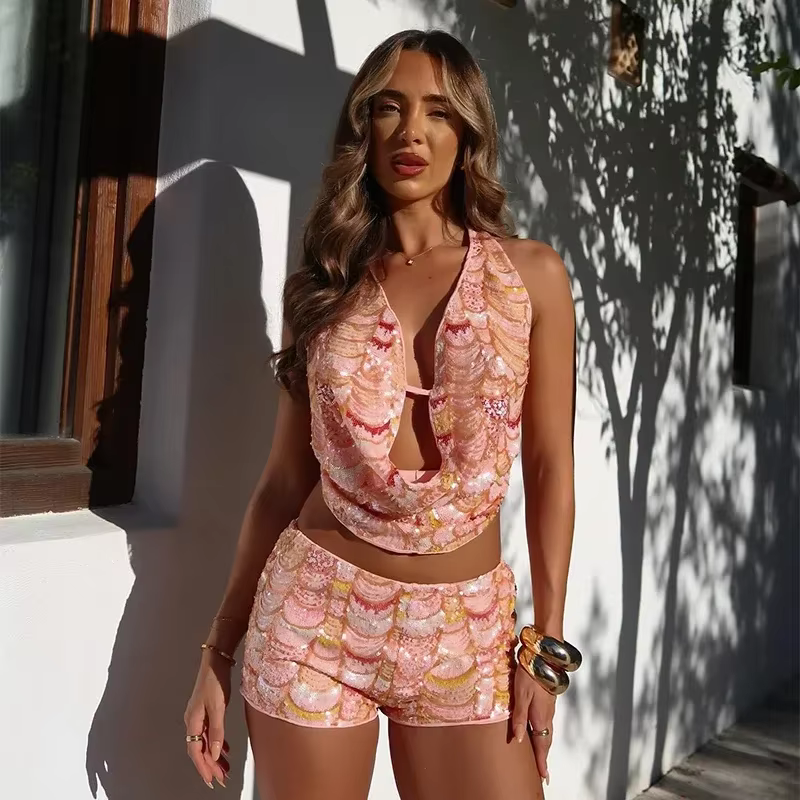 Casual Sequined Shiny Contrast Halter Backless Crop Top Slim Beach Shorts Two Piece Set