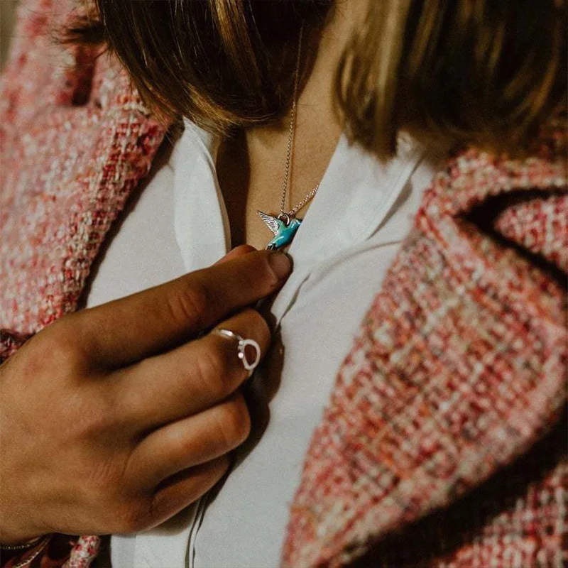 Trendy Exquisite Enamel Bird Pendant Clavicle Chain Necklace - Image 3