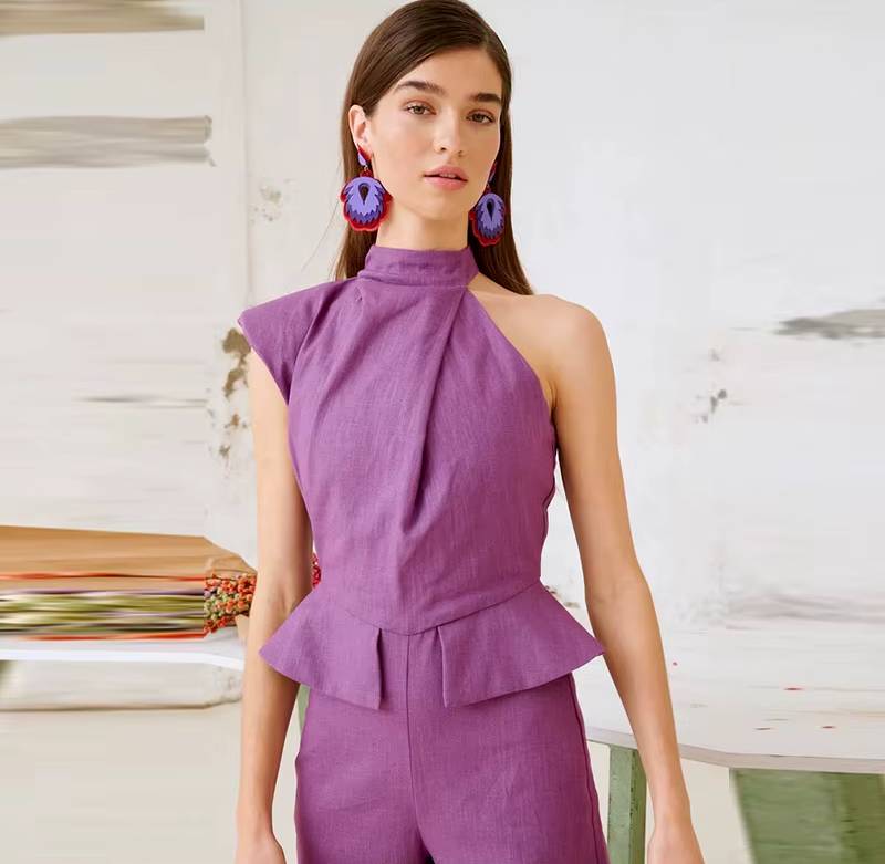 Elegant Halter Waist Cinching Sleeveless Fake Pockets Wide Leg Jumpsuit - Image 2