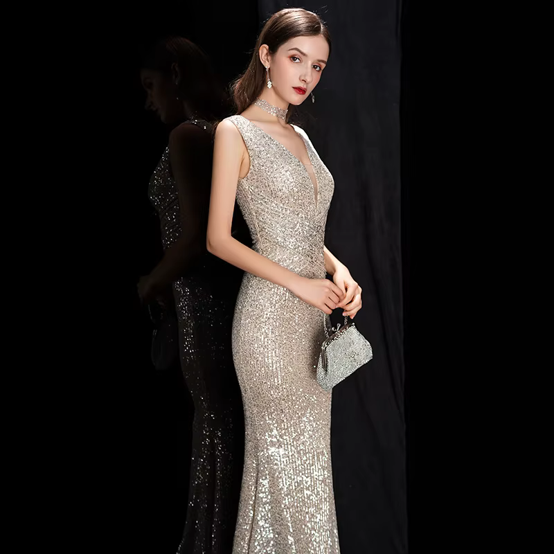 Elegant Mermaid Formal V-Neck Sequin Evening Bodycon Maxi Dress - Image 4