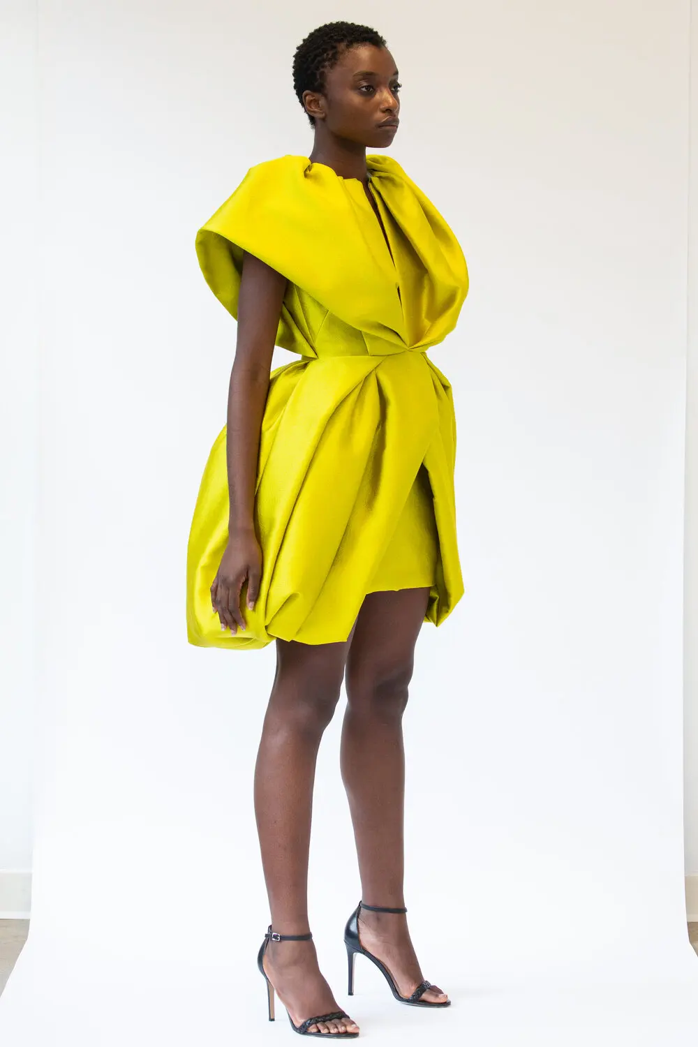 Elegant O-Neck Draped Satin Solid Puff Short Sleeves Pleated Pullover Mini Dress - Image 3