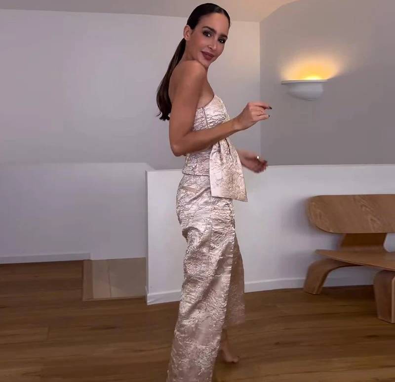 Elegant Pearlescent Sleeveless Tube Pleated Tops Straight Pant 2 Piece Suit - Image 6