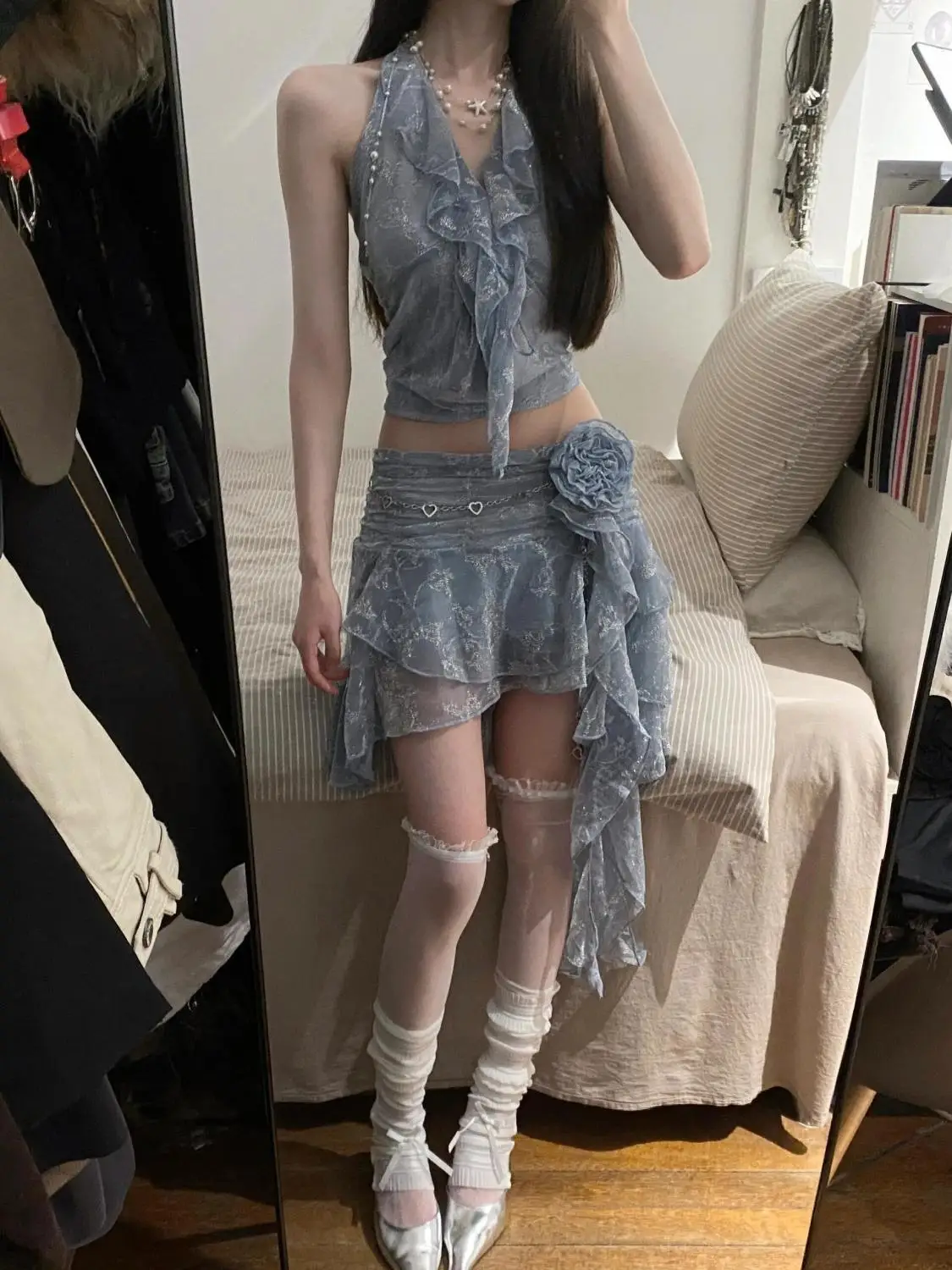 Elegant Ruffle Edge Halter Neck Top Irregular Short Skirt Two-Piece Set - Image 4