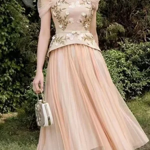 Elegant Square Collar Embroidery Three Dimensional Flower Nail Bead Splicing Mesh Pleated Midi Dress