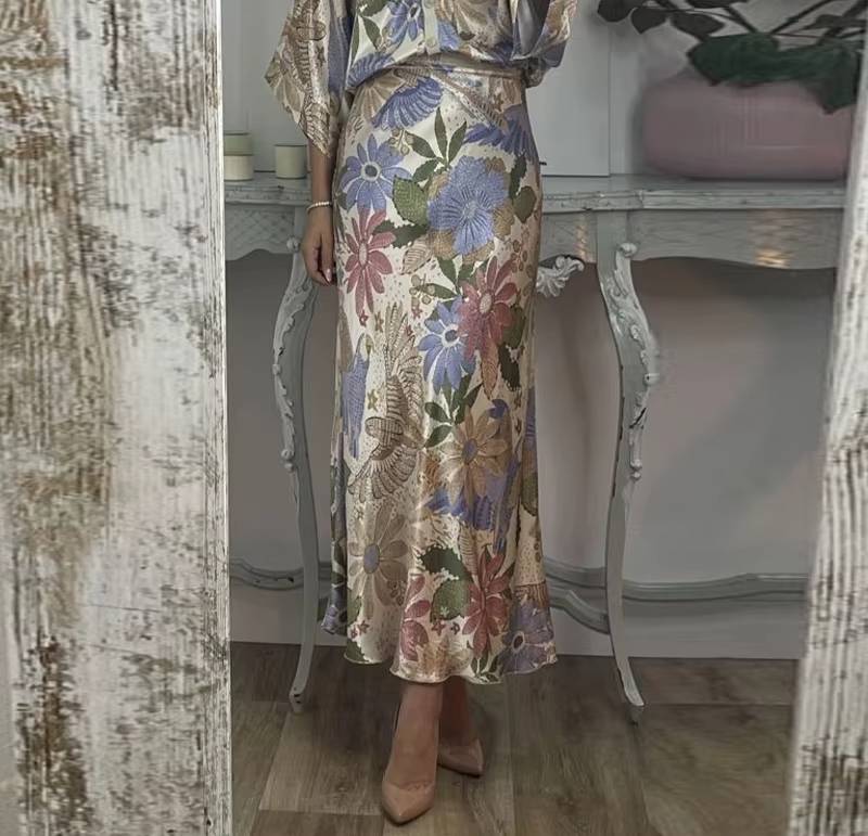 Elegant V-neck Half Sleeve Single Breasted Shirts Loose Waist Skirt 2 Piece Set - Image 5