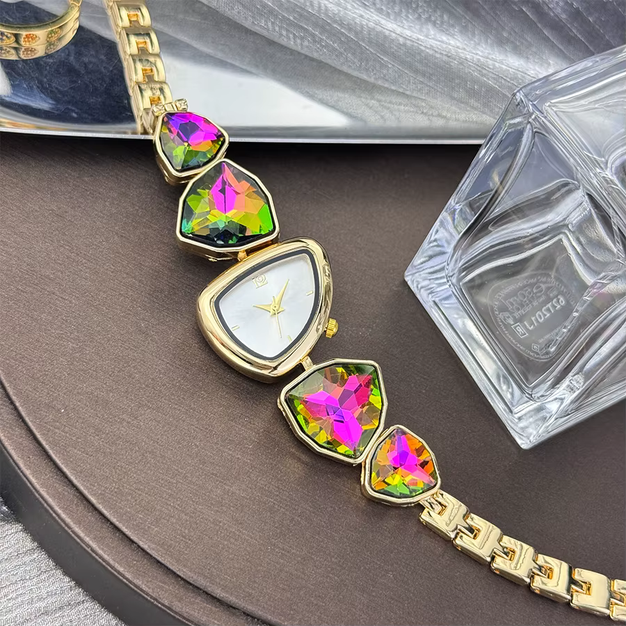 Irregular Shape Large Sparkling Special Shaped Rhinestone Sun Pattern Quarts Watch - Image 17