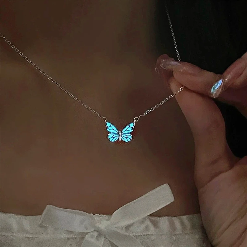 Luminous Butterfly Glow in the Dark Clavicle Chain Party Necklace Bracelet Set - Image 3