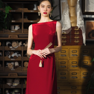 Luxury Backless Standard Prom Velvet Sleeveless Floor Length Dress