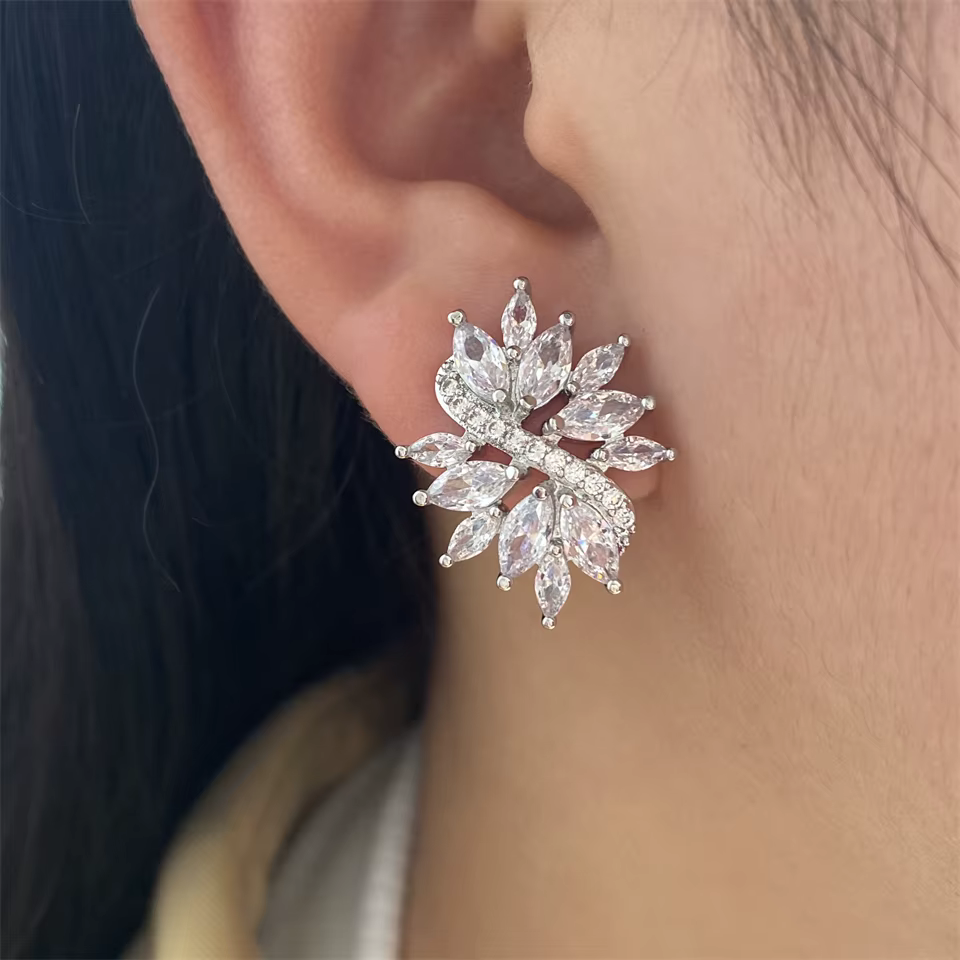 Luxury Crystal Cubic Zircon Delicate Silver Color Bridal Earring