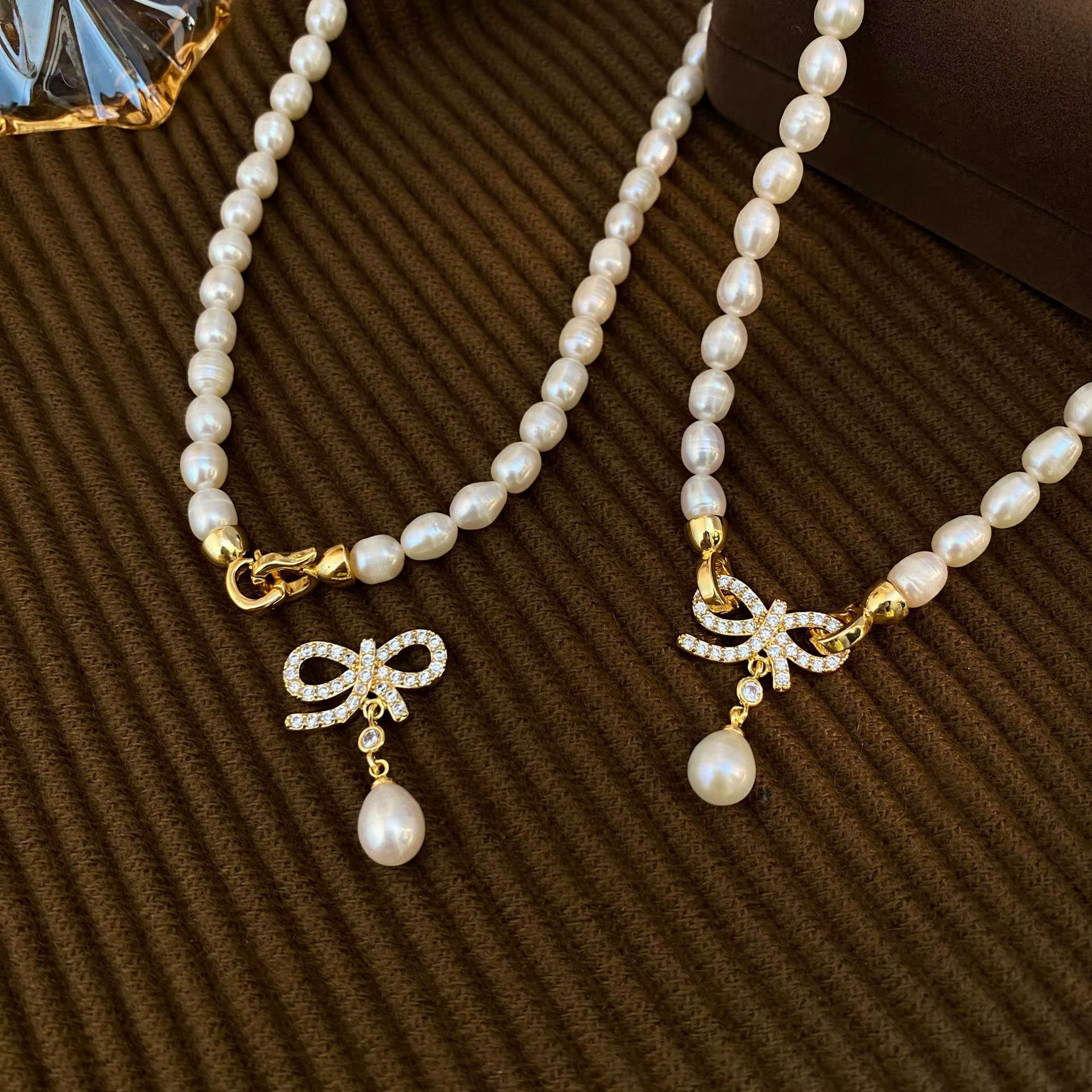 Natural Freshwater Pearl Elegant Bowknot 14K Gold Filled Short Chain Necklace - Image 7