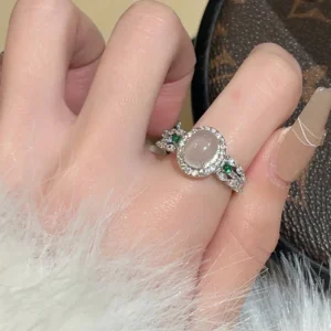 Natural Ice Seed Gentle Style Sparkling Engagement Crystal Luxury Wedding Rings