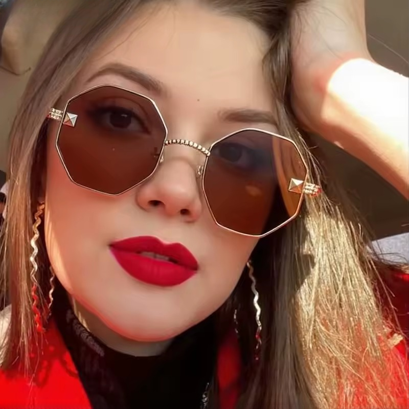 Vintage Oversized Steampunk Metal Frame Square Sunglass For Classic Shades